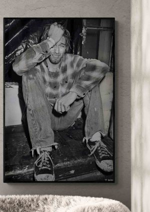 Kurt Cobain Backstage